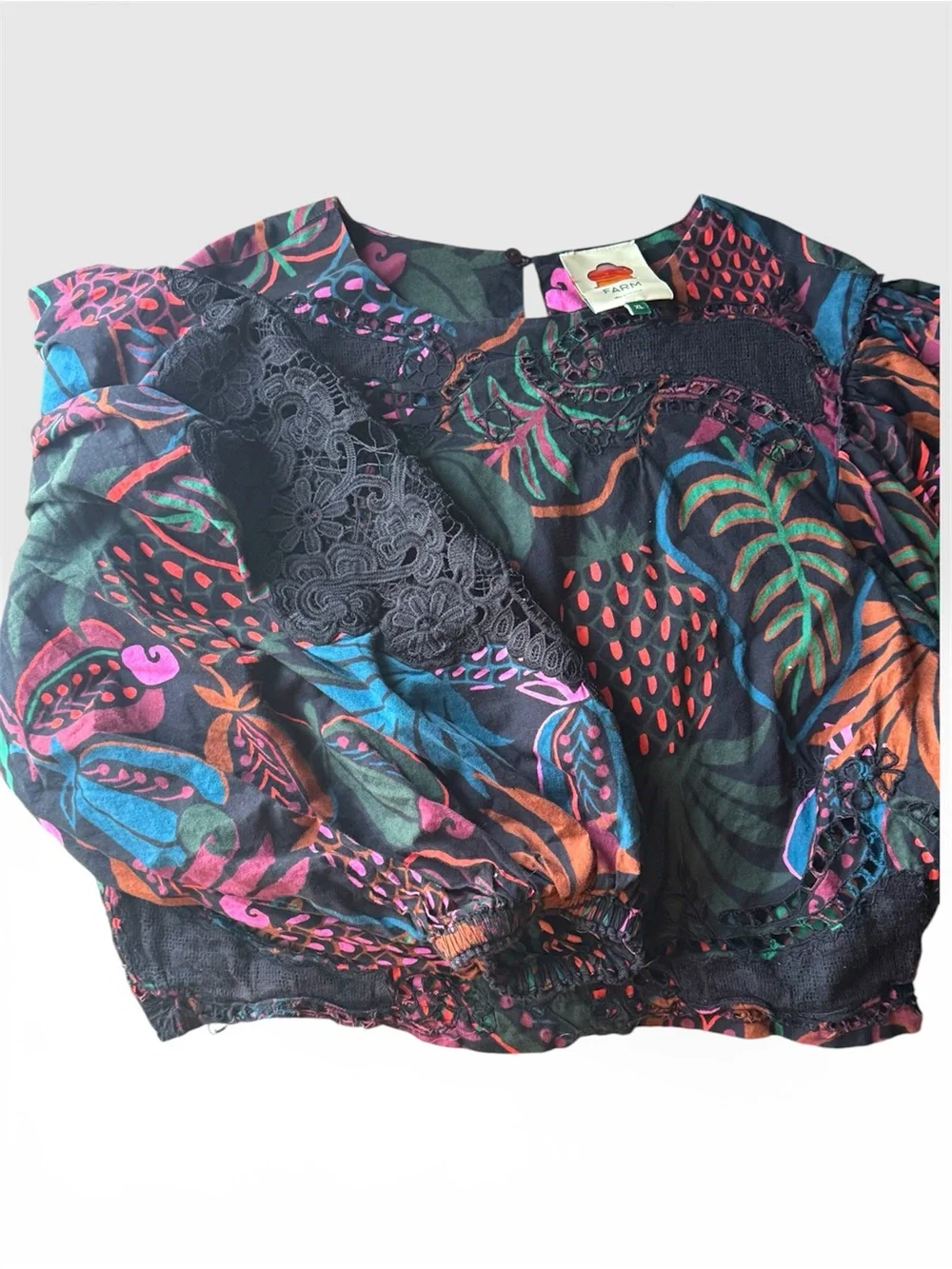 FARM Rio Black Tropical-Print Puff-Sleeve Blouse